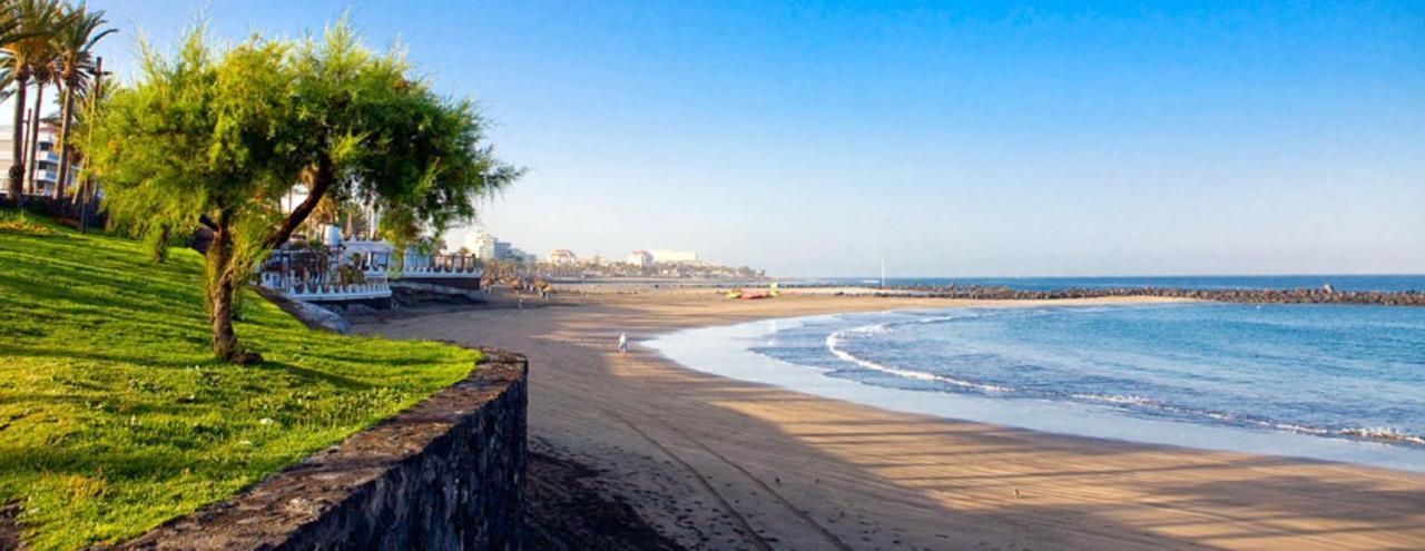 Enjoy The Sea And Pool In Playa De Las Americas Экстерьер фото