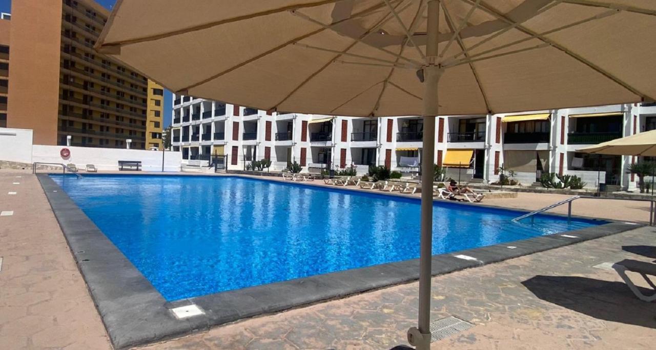 Enjoy The Sea And Pool In Playa De Las Americas Экстерьер фото