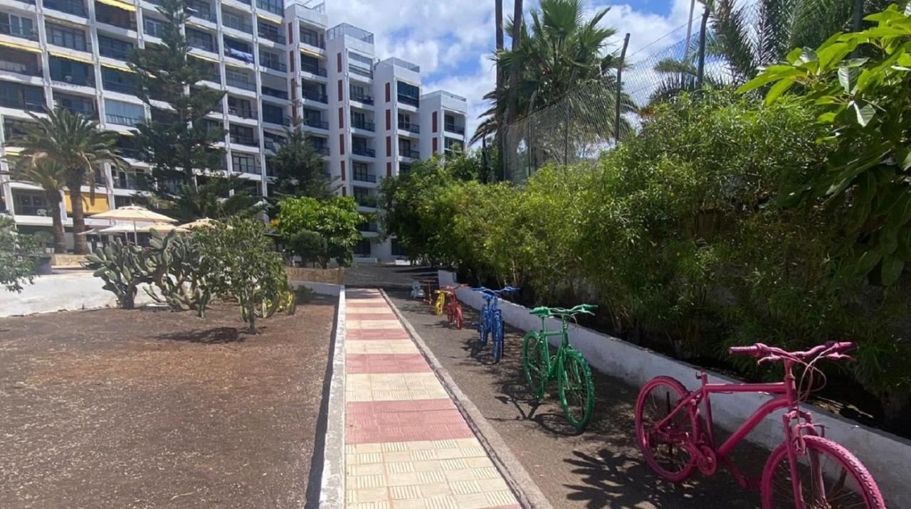 Enjoy The Sea And Pool In Playa De Las Americas Экстерьер фото